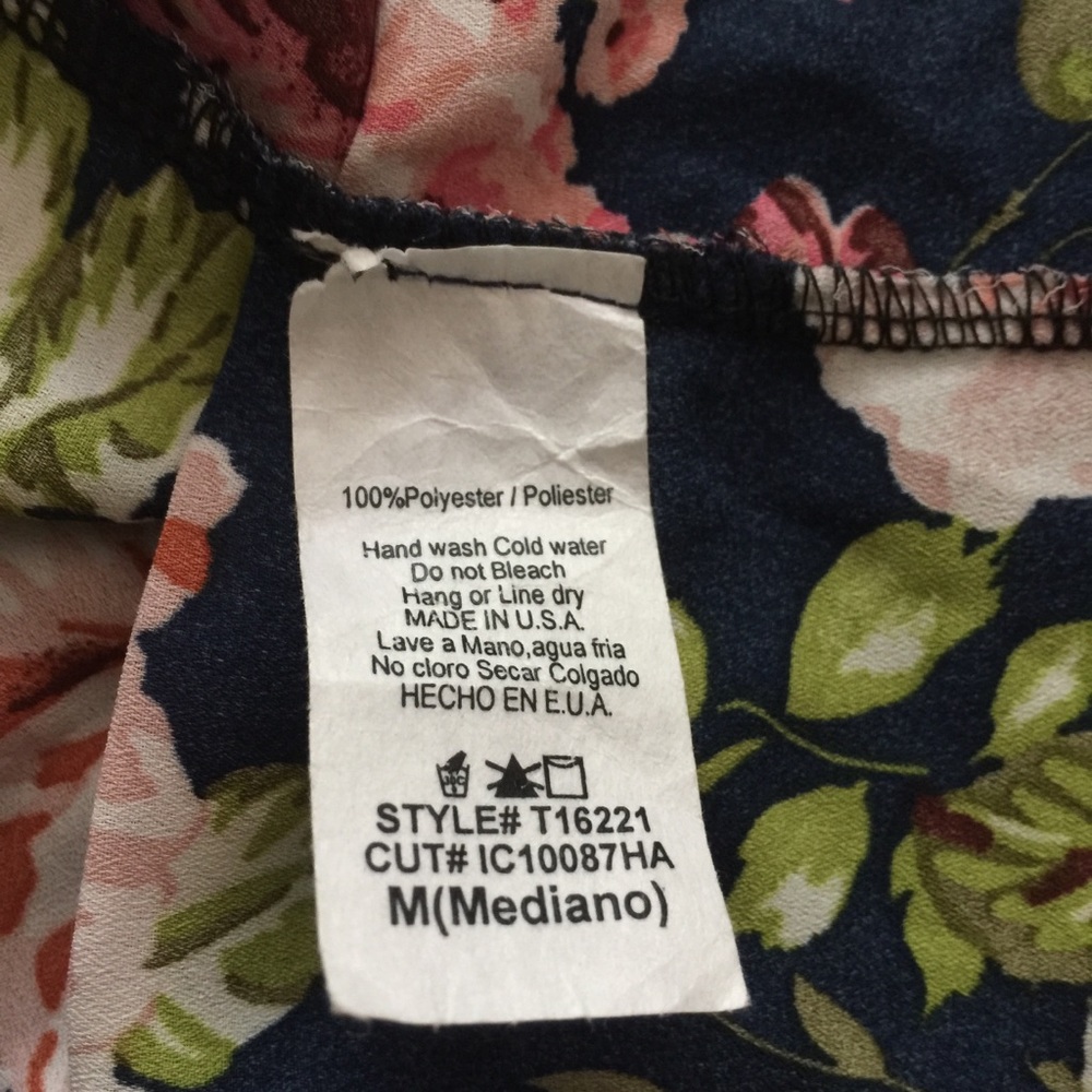 ⬇️COLOR SWATCH Floral Tank Top - Picture 6 of 7